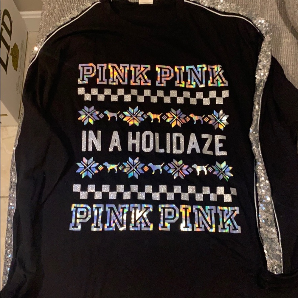 BRAND NEW PINK HOLIDAZE LONGSLEEVE SHIRT